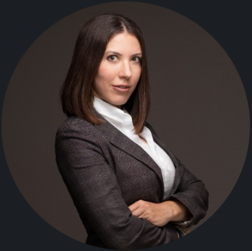 Anna Jerzewska Headshot